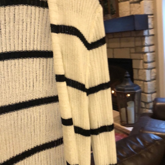 NWOT Sweater Neutral Territory Striped Duster - Picture 8 of 9